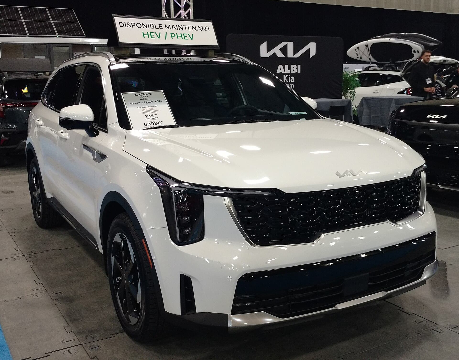 2026 Kia Sorento plug-in hybrid SUV, front three-quarter view