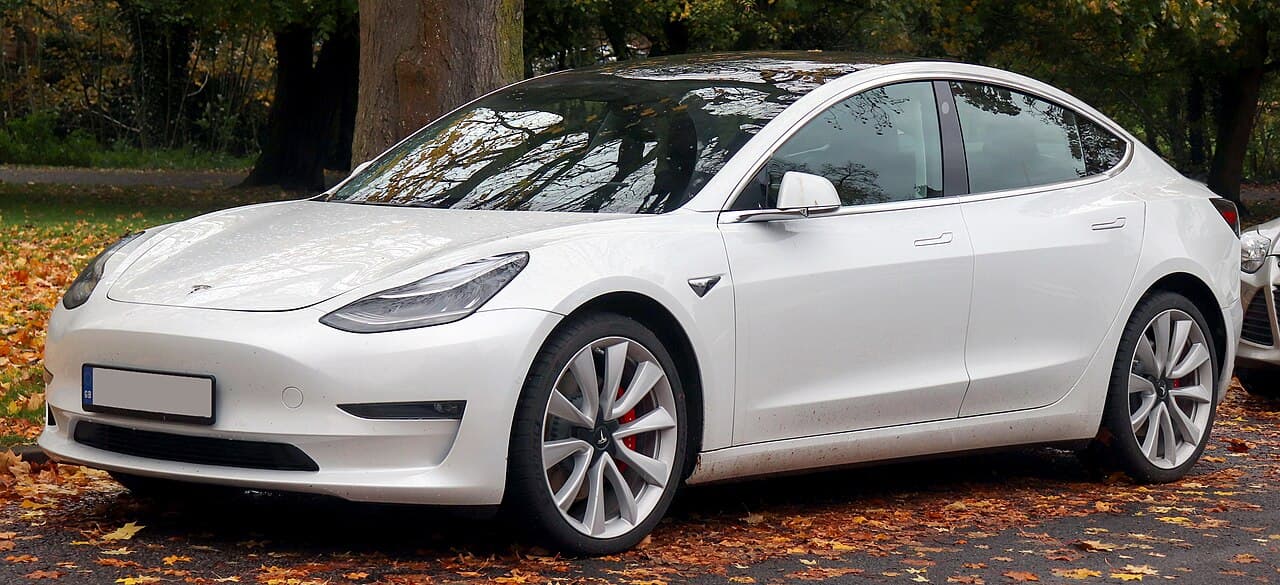 IEA: Electric Cars Near 30% of Global Sales as Europe Surges and North America Slumps