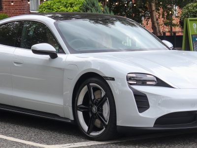 Porsche Taycan 2024