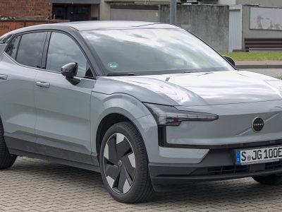Volvo EX30 2024