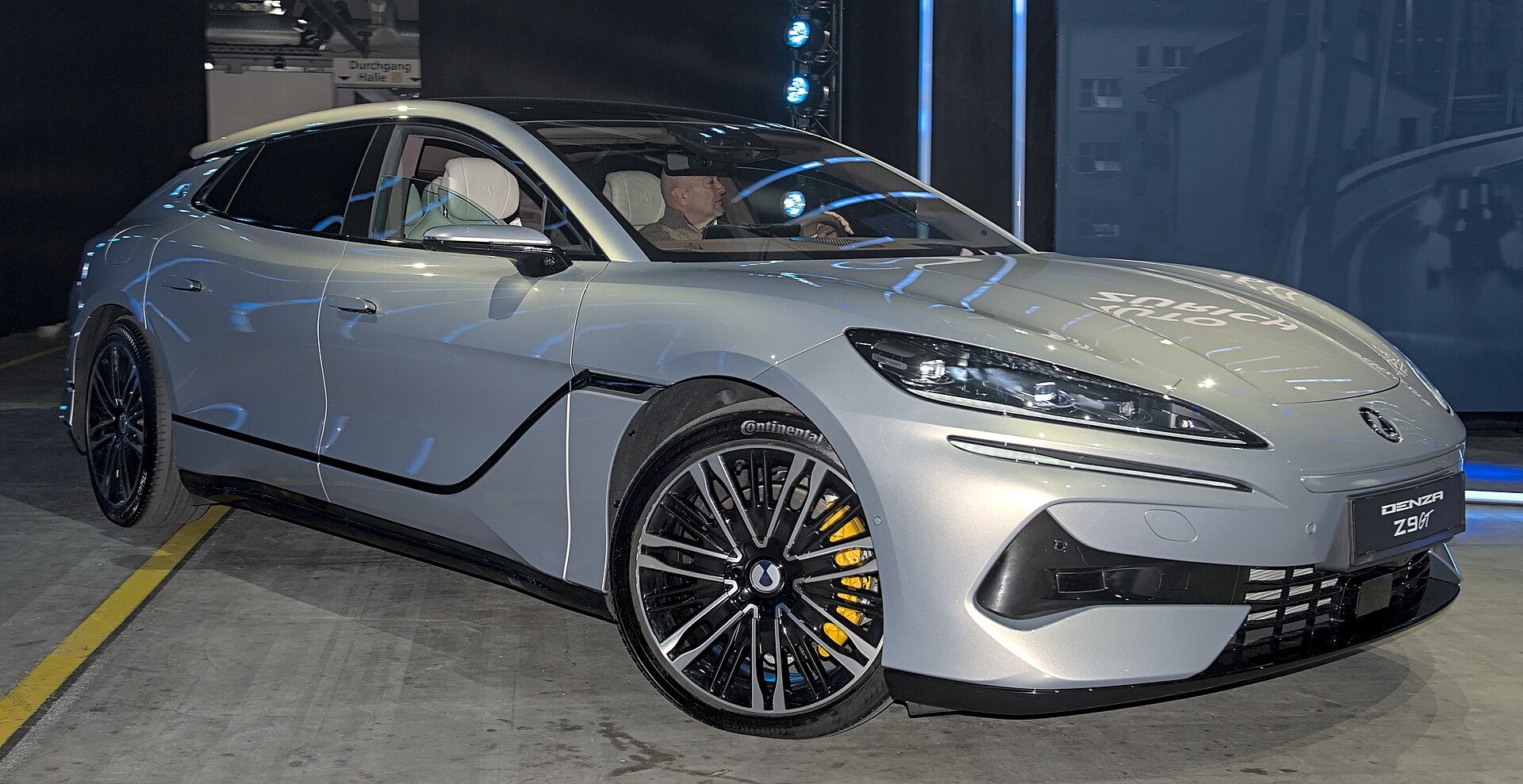 Denza Z9 GT on display at Auto Zürich 2025