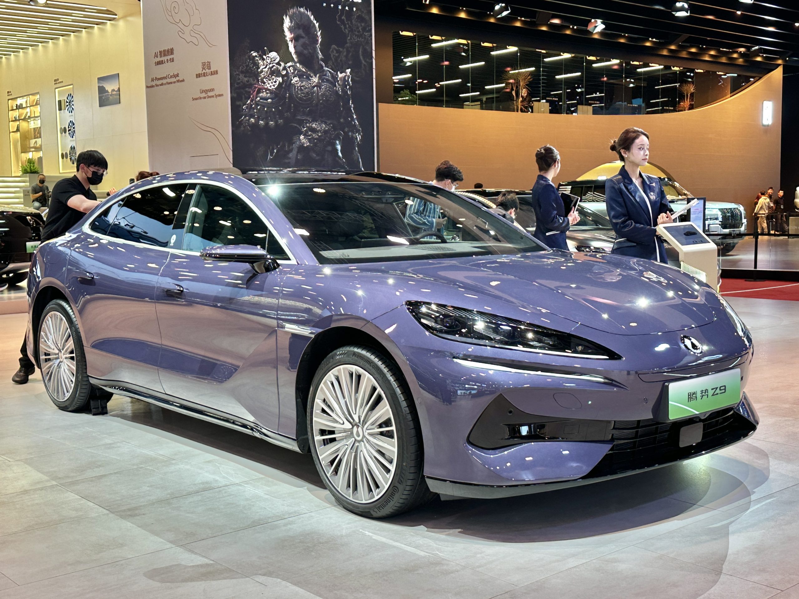 Denza Z9 electric sedan