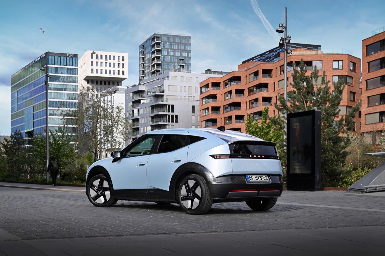 Hyundai IONIQ 3 aero hatch three-quarter exterior, official manufacturer press photo