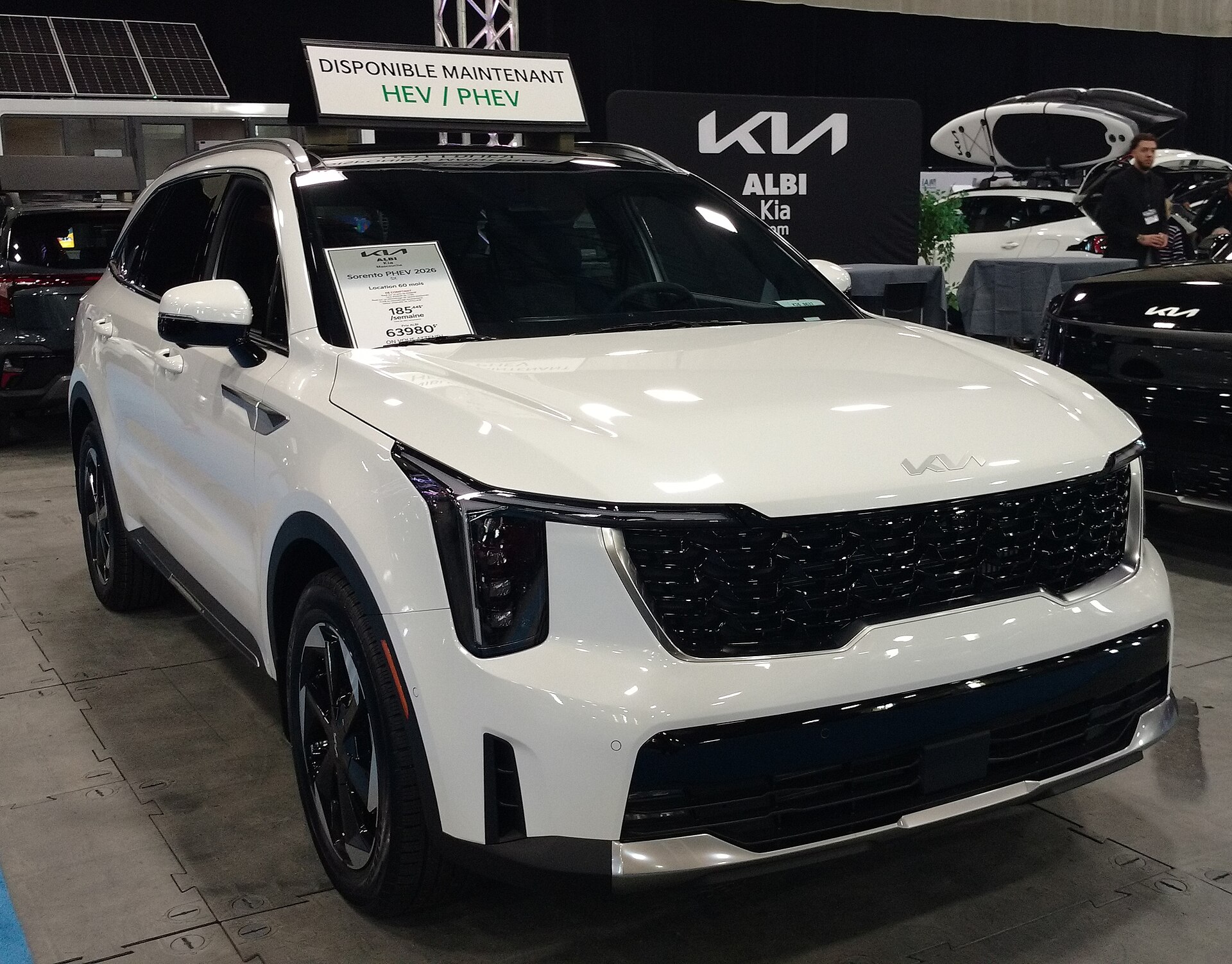2026 Kia Sorento plug-in hybrid SUV, front three-quarter view